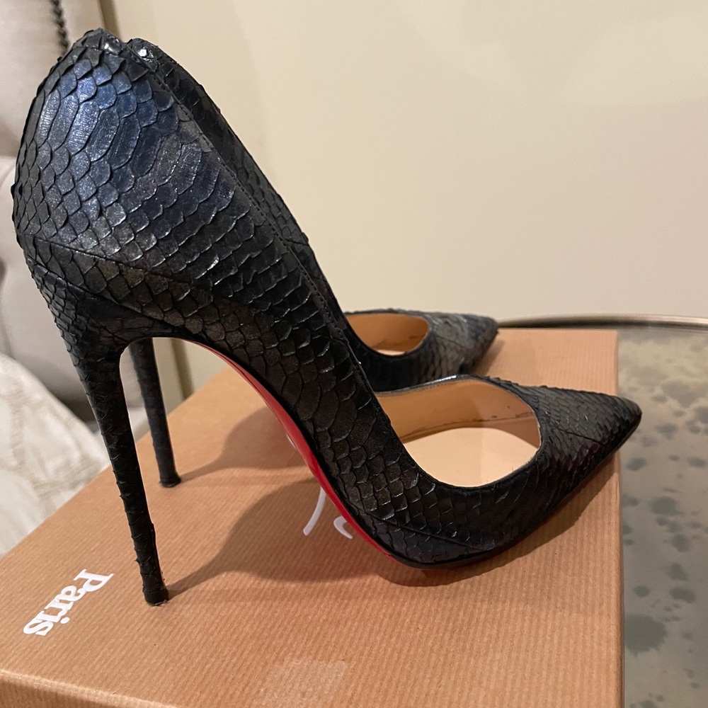 Christian Louboutin So Kate 120 Watersnake Pump - Picture 3 of 9